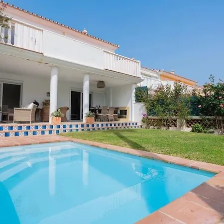 Hotell Fantastic Townhouse/5bdrms/private Pool
